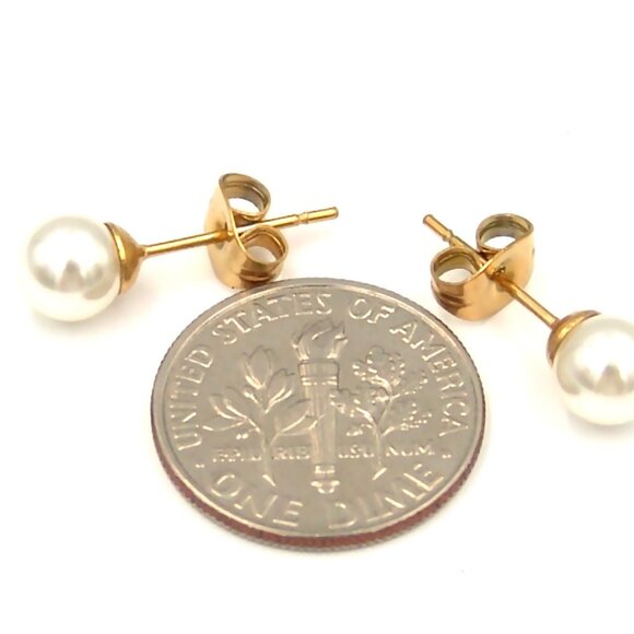 Classic Pearl Stud Earrings Faux Hypoallergenic Surgical Steel PVD Gold 6mm - Picture 4 of 4